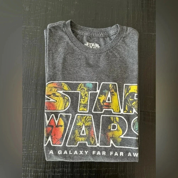 Star Wars Other - Men's Star Wars T-Shirt Size Small